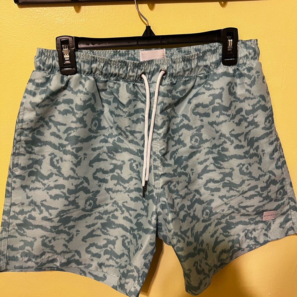 Allfenix Men’s Size Large Swim Shorts
